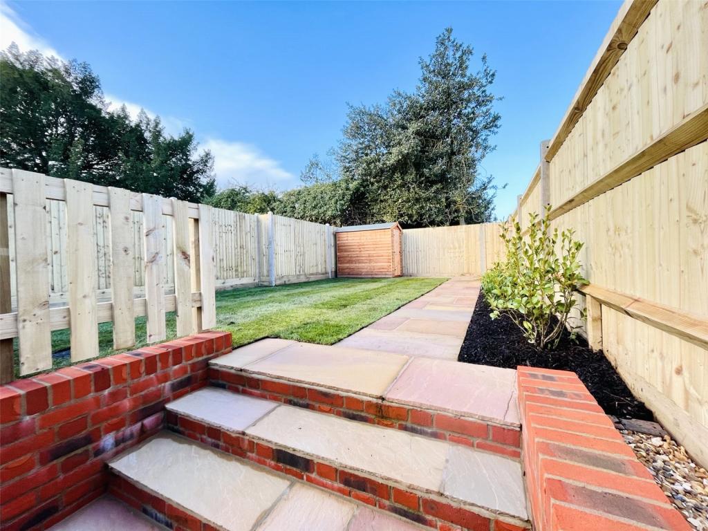 The Malthouse, Church Lane, Botley SO30 2EJ Orchard Land & Property